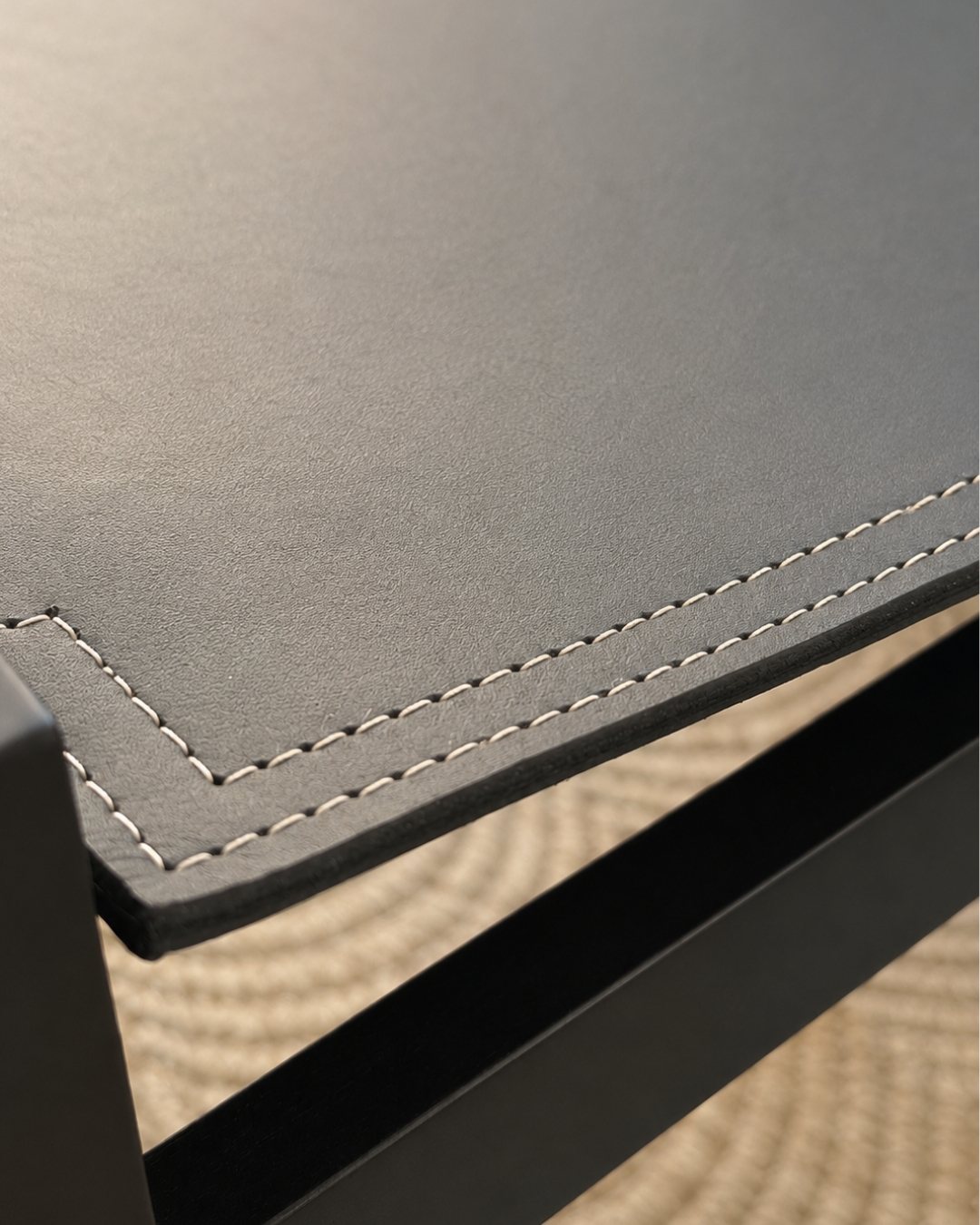 Detalle de asiento de cuero